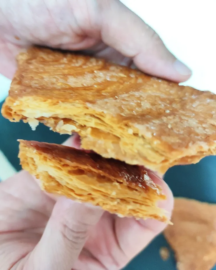 ▴ 宝泉扁可頌～烤過後更酥脆，多了烘烤過的香味