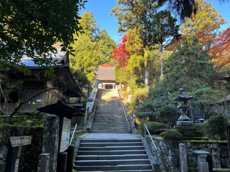 鶴林寺