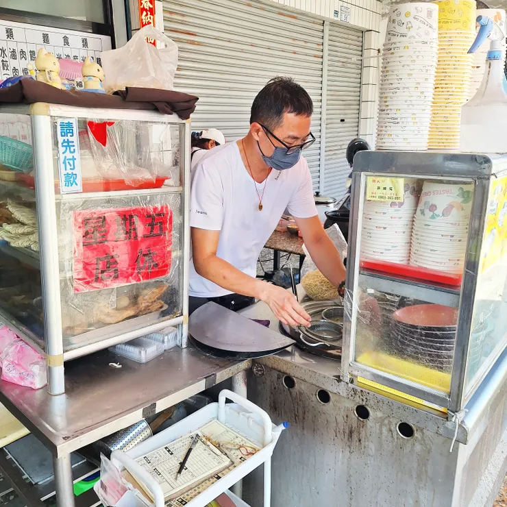 煮麵的就是帥氣的老闆