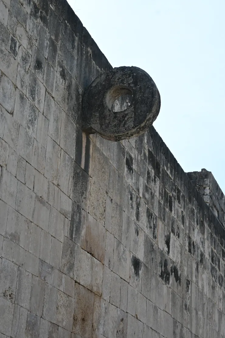Chichén-Itzá - The Ring on Great Ball Court 