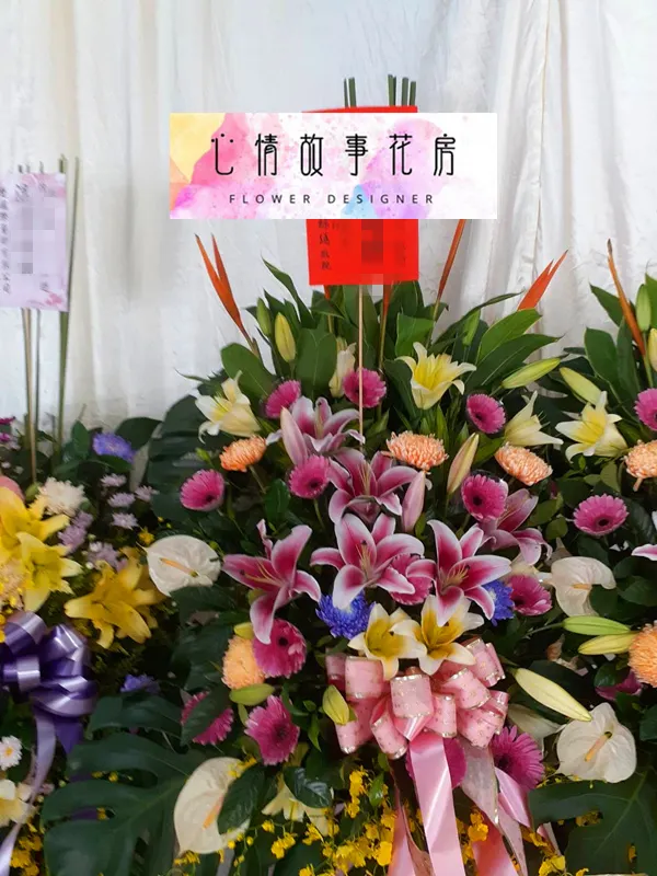 台南最大花店【心情故事花房】：優質羅馬柱花柱，線上訂購方便又快捷