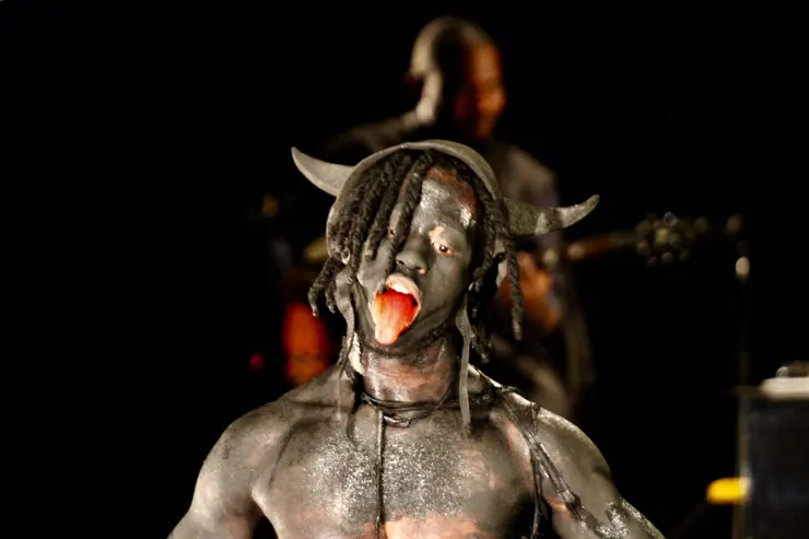 《轉轉生 Re:INCARNATION》演出影像。／影像提供：臺北表演藝術中心（© herve veronese Centre Pompid）