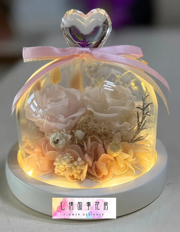 送禮怎麼挑?台南超夢幻玻璃花盅+乾燥花禮推薦!畢業季、情人節、生日都適用 心情故事花房