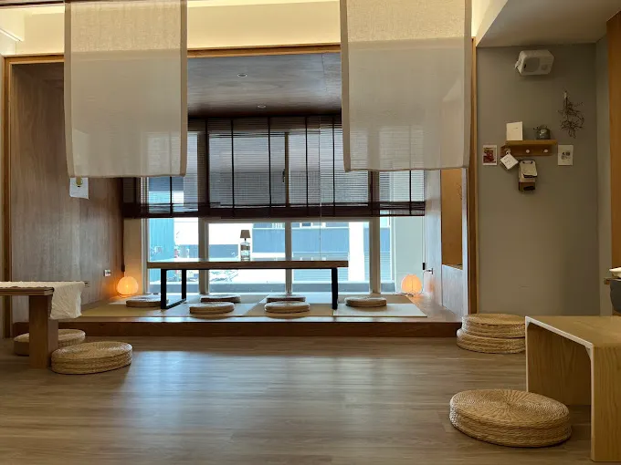 ２樓日式塌塌米－需拖鞋入內