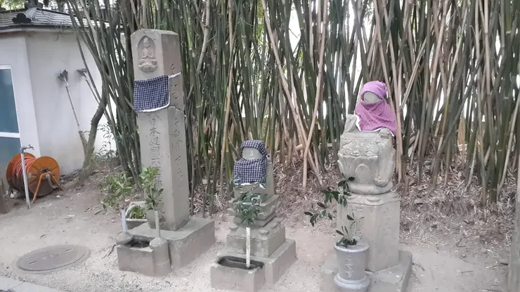 都會幫祂們穿衣服,很可愛