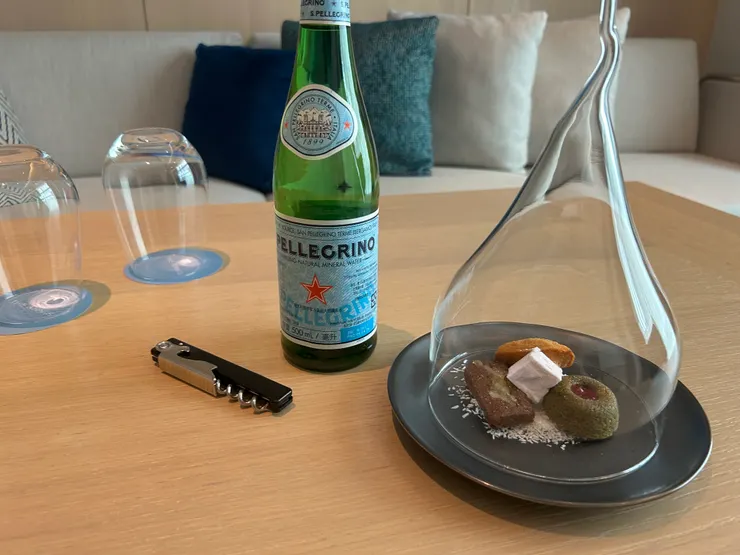 然一酒店迎賓禮