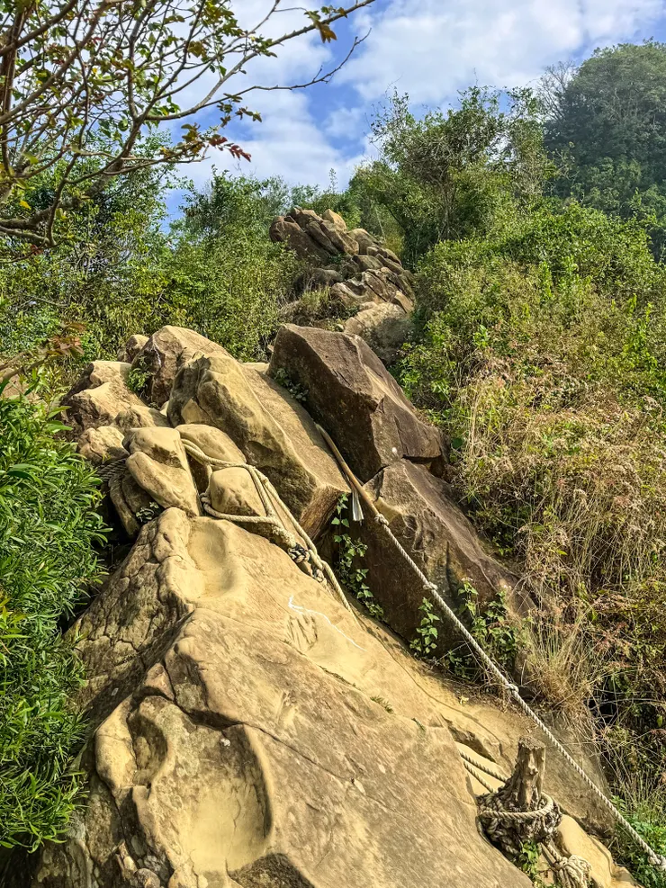 小小刺激的旗尾岩稜