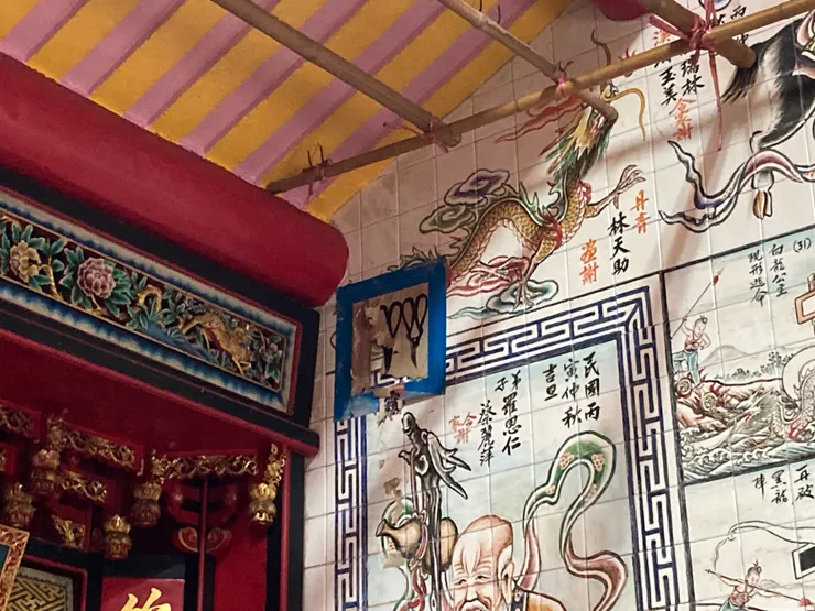 廟宇常見的剪刀符。Photo taken by Ching/慶