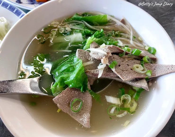 ▲龍潭天川牛肉麵食館 / 圖片來源:Betty's Jump Diary