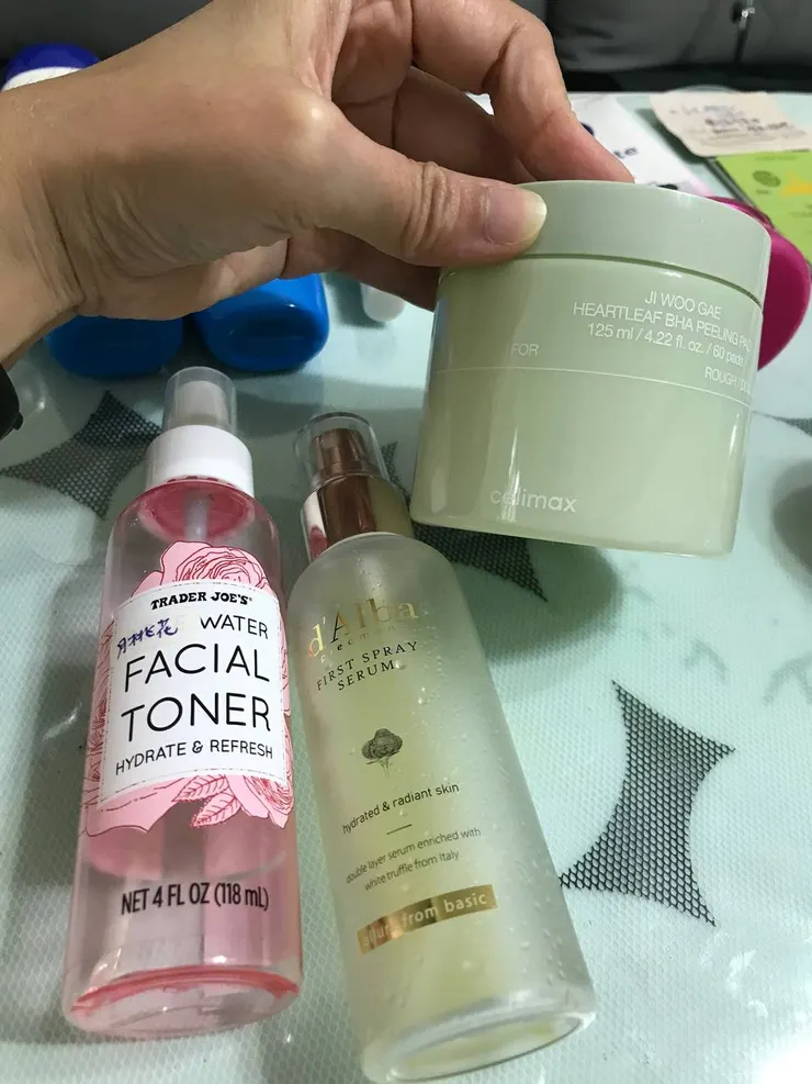 化妝水、空姐噴霧、茶樹棉片