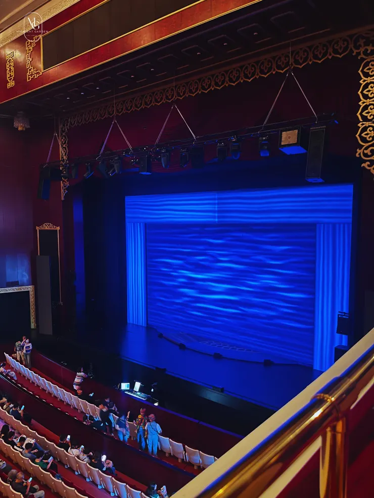 坐在三樓2C區2號的舞台區視野