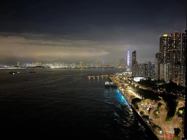 這片看了近三年的夜景