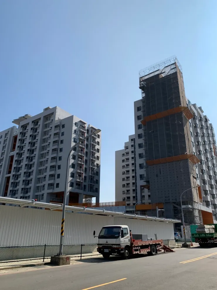 青年住宅-施工告示牌公告110/11/26完工