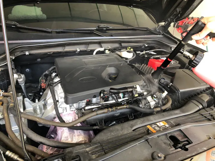 台南汽車美容鍍膜推薦【岫舫車體美研】是我遇過最細節的手工洗車