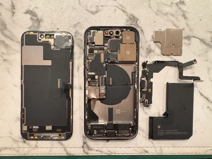 iPhone 14 Pro 螢幕+主板維修案例