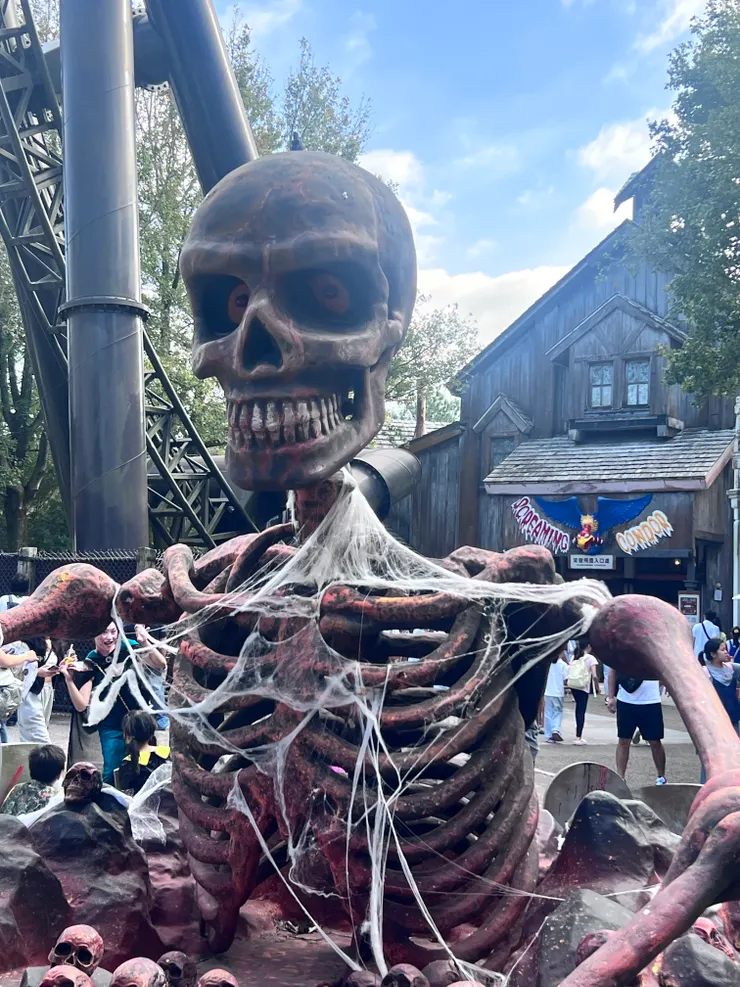 很像進擊的巨人一幕？