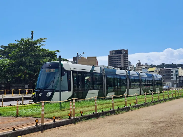 高雄輕軌的超級電容技術的列車