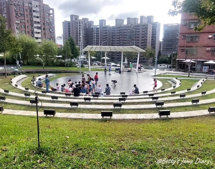 ▲大有梯田生態公園-稻程劇場/圖片來源：Betty's Jump Diary