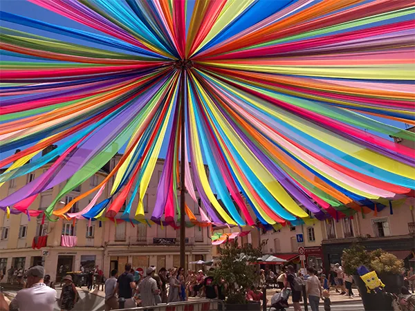 塔拉爾慕絲林節最大的圓頂