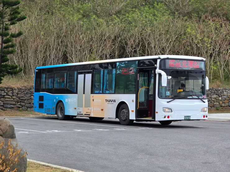 我們當天搭的媽宮北環線郵輪式公車