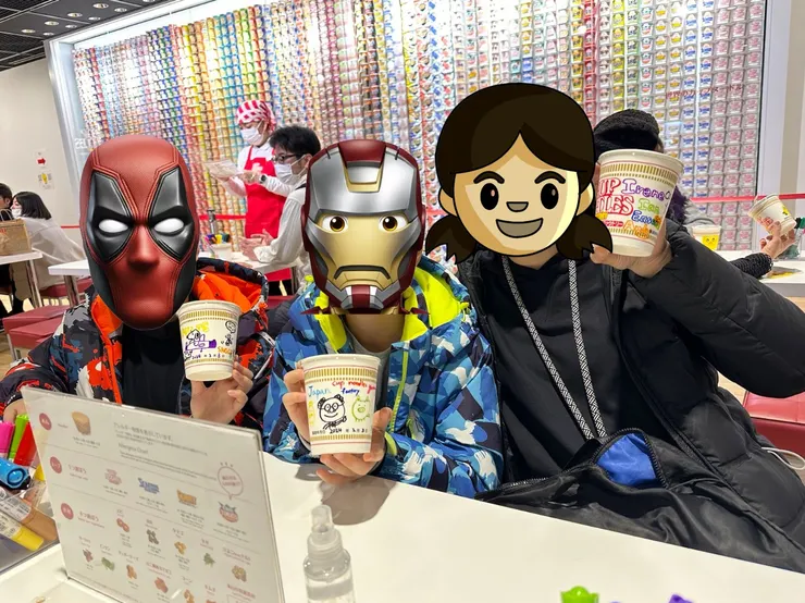 彩繪自己的泡麵杯