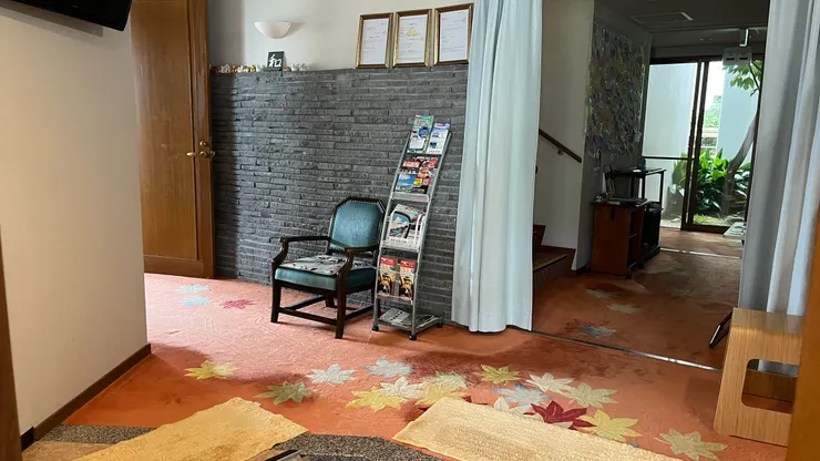 來此大家好像都拉近了距離。