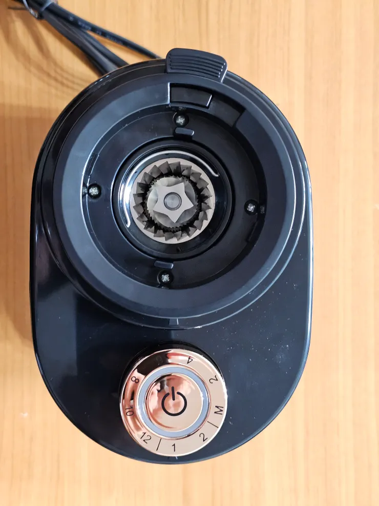 錐刀和40段可調整的刻度計。