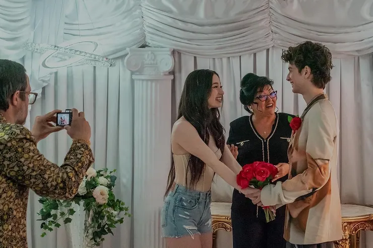 取自《艾諾拉》IMDB