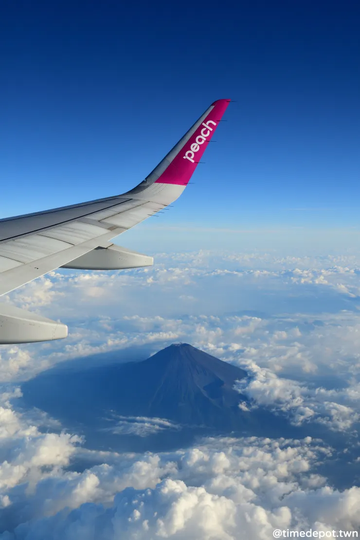 回程的班機上再次看到富士山,謝謝祢的照顧!