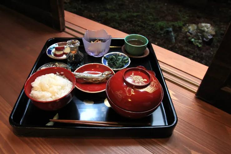 ▲京都旅宿的簡單早餐，是主人每天晨早起來為客人烹煮的，只是500日圓。