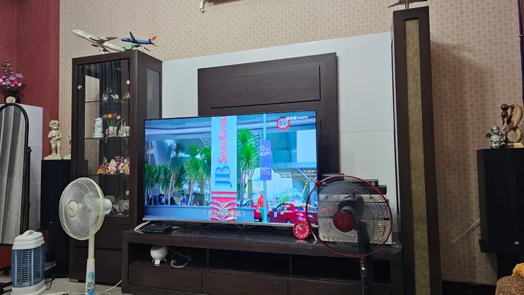 我們每次都是在客廳吃飯!