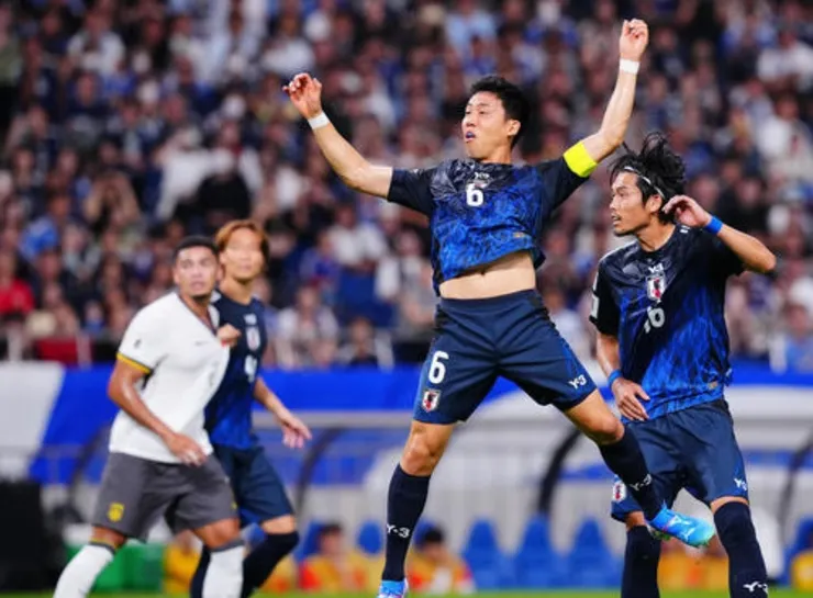 遠藤航頭槌破網助日本領先1:0