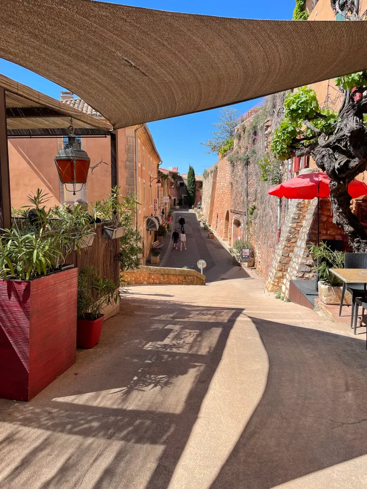 很有摩洛哥風情的街道