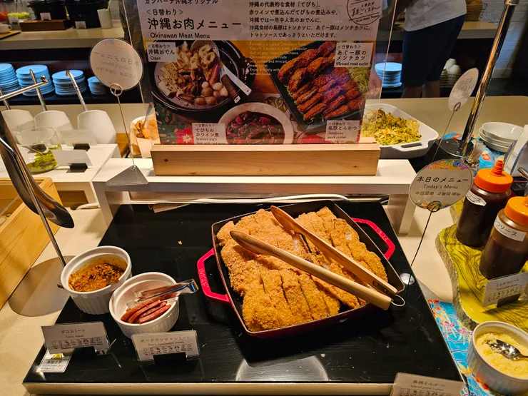 沖繩有名的飯團-午餐肉+玉子燒