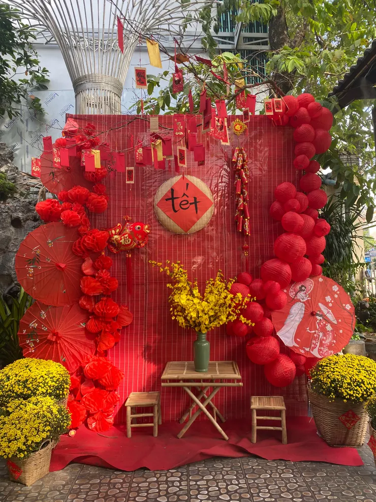 Tết是節，春節的意思