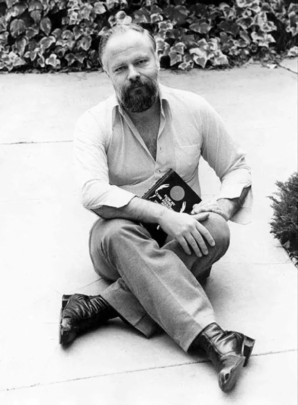 BERKELEY e-PLAQUE/PKD, photo hilobrow.com.