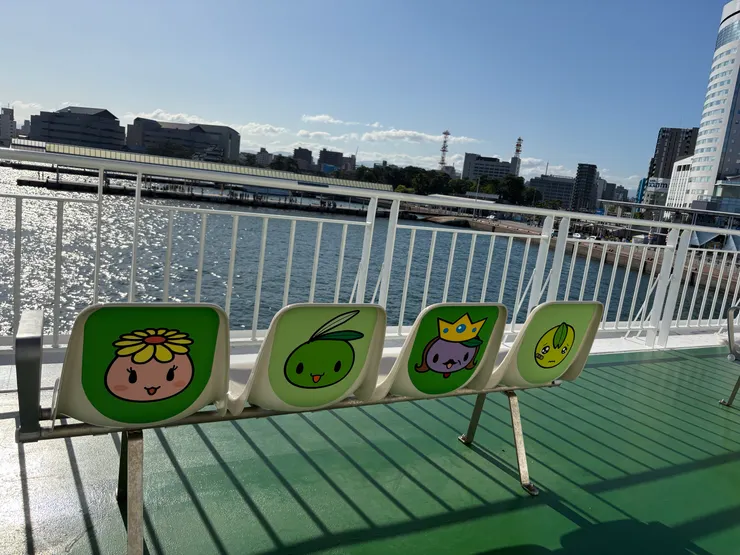 瀨戶內藝術祭｜ 小豆島｜開往小豆島的渡輪