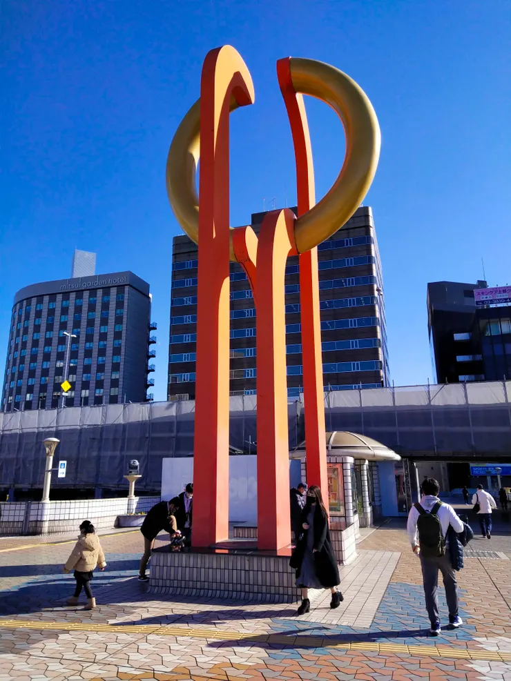 空橋上顯目的裝置