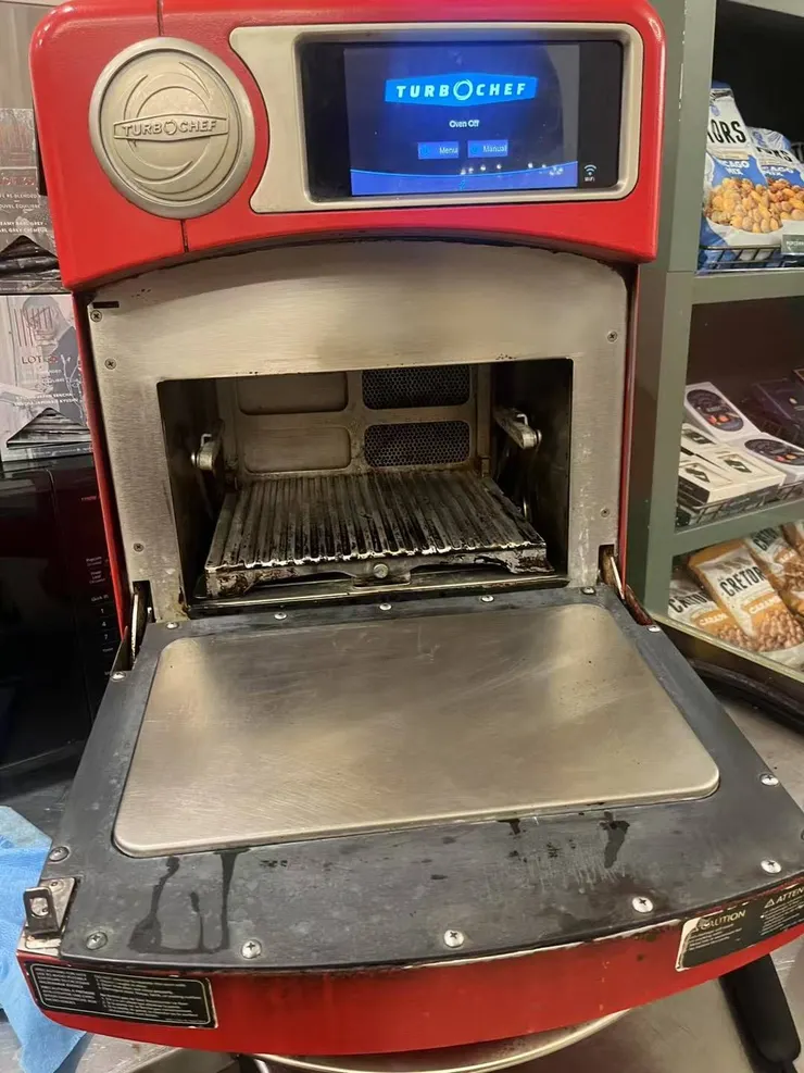 大夜班的共同回憶:刷這固執老烤箱