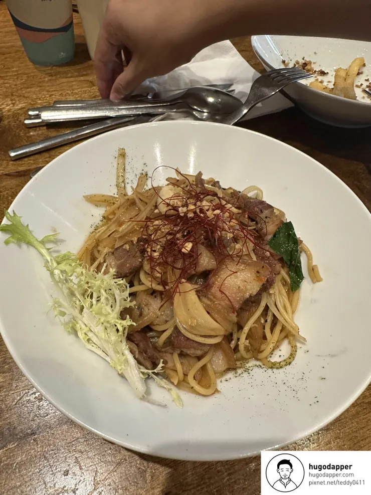 南港 Coppii Lumii living coffee 