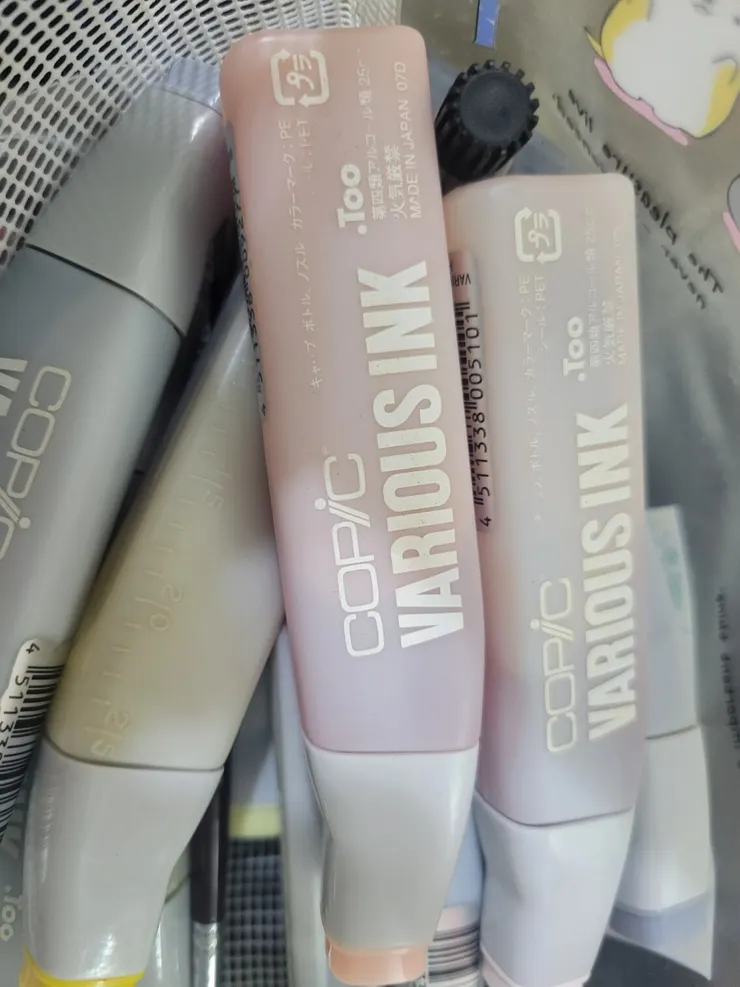 每個墨水匣都還是活著的,顏色完全沒走鐘