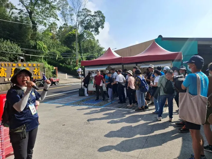 ▲健走活動集合出發。（圖／大湖鄉公所提供）