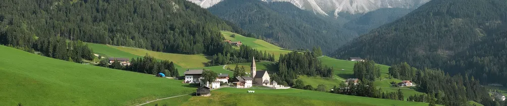 住在倫敦的兩個行李箱 🥐