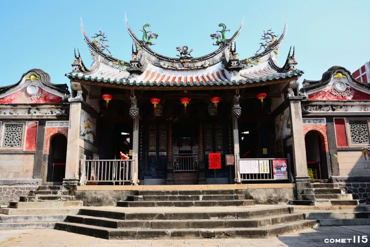 擁有三開間的三川殿是媽祖宮的門面