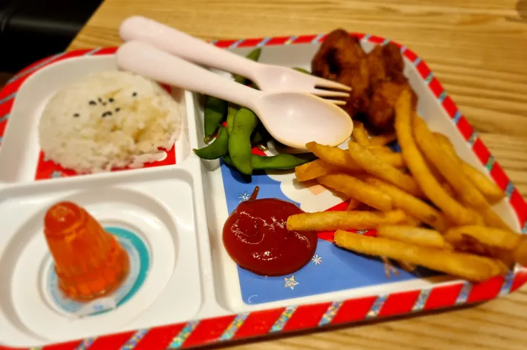 小希的兒童餐＄14（約台幣＄252）