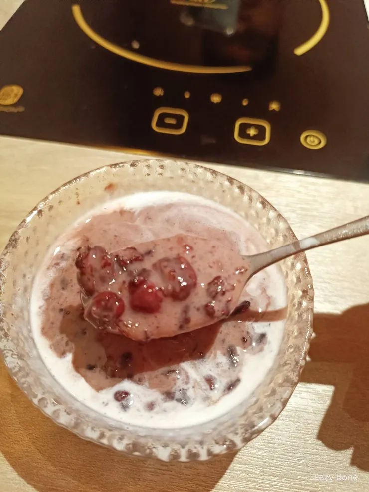 肉吞俱樂部紅豆紫米粥