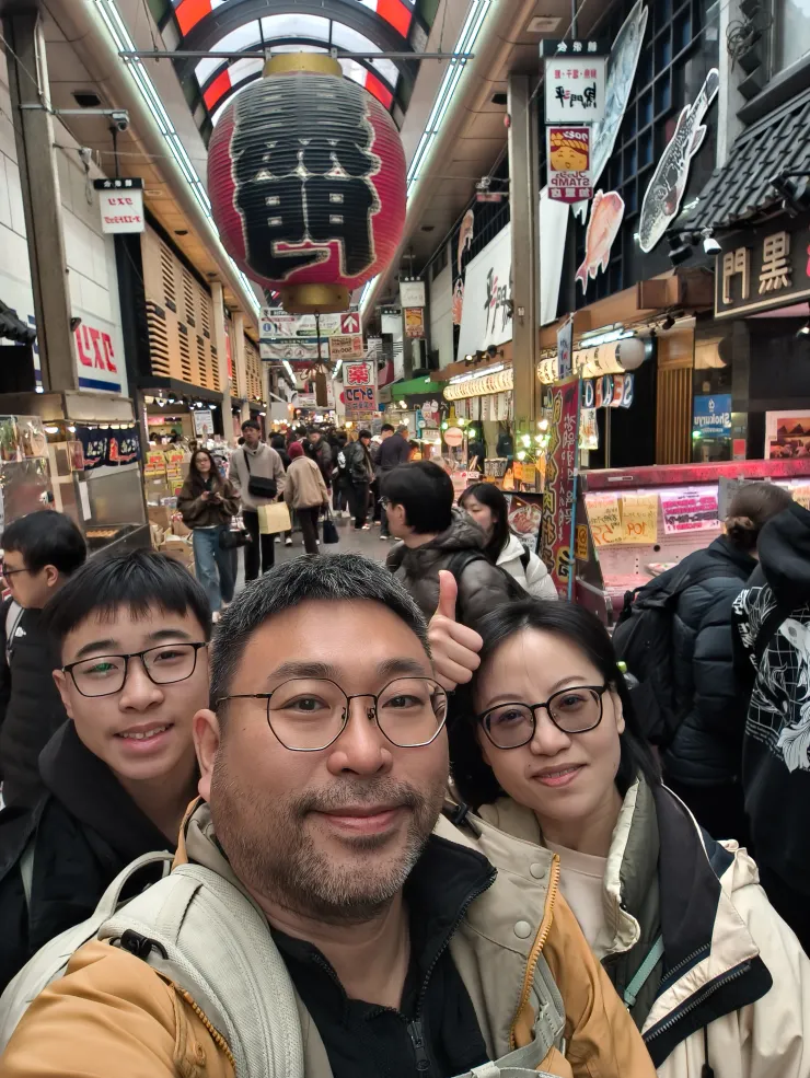 來黑門市場吃早午餐