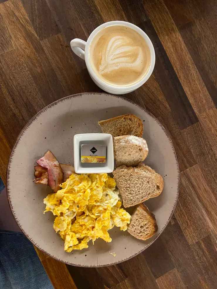 有熱食就接受吧~我是這麼想的