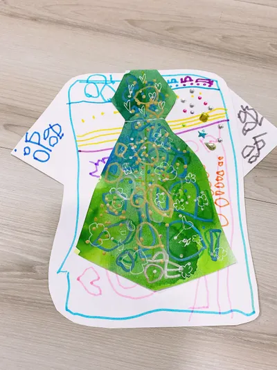 爸爸笑著笑著就哭了