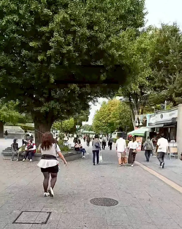 直走到底~不用懷疑,googl0e也是這樣